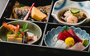写真:お料理一例(和食)